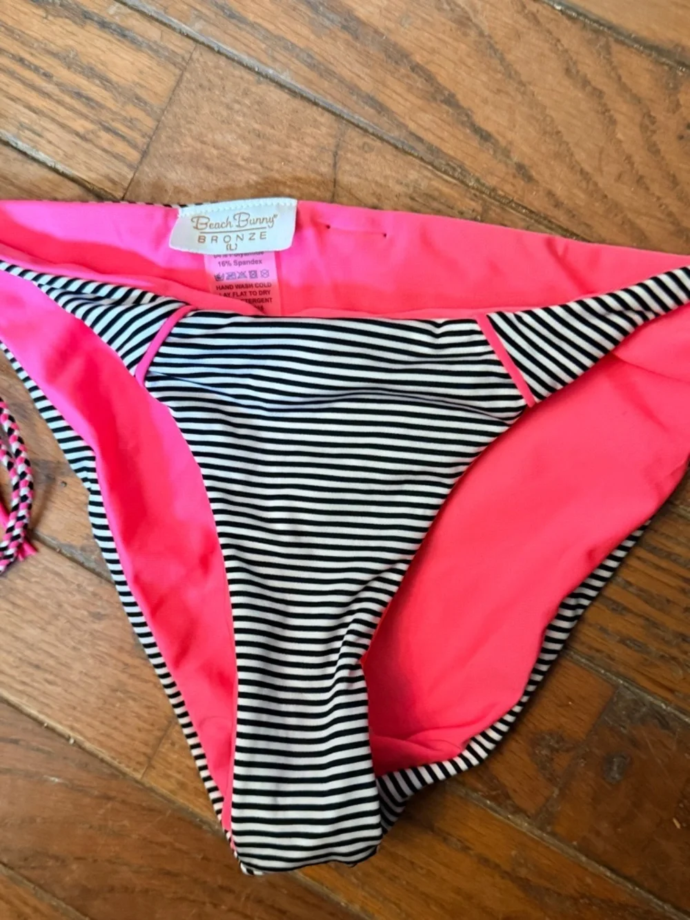 Beach Bunny Bronze Bikini Bottom nwot